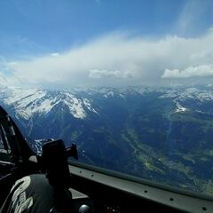 Verortung via Georeferenzierung der Kamera: Aufgenommen in der Nähe von Gemeinde Mayrhofen, Österreich in 3300 Meter